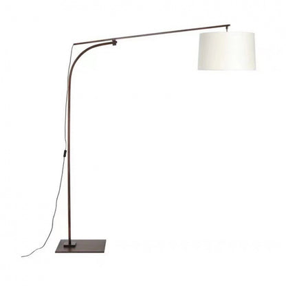 Verstellbare Bogenfußlampe mit elegantem Schirm