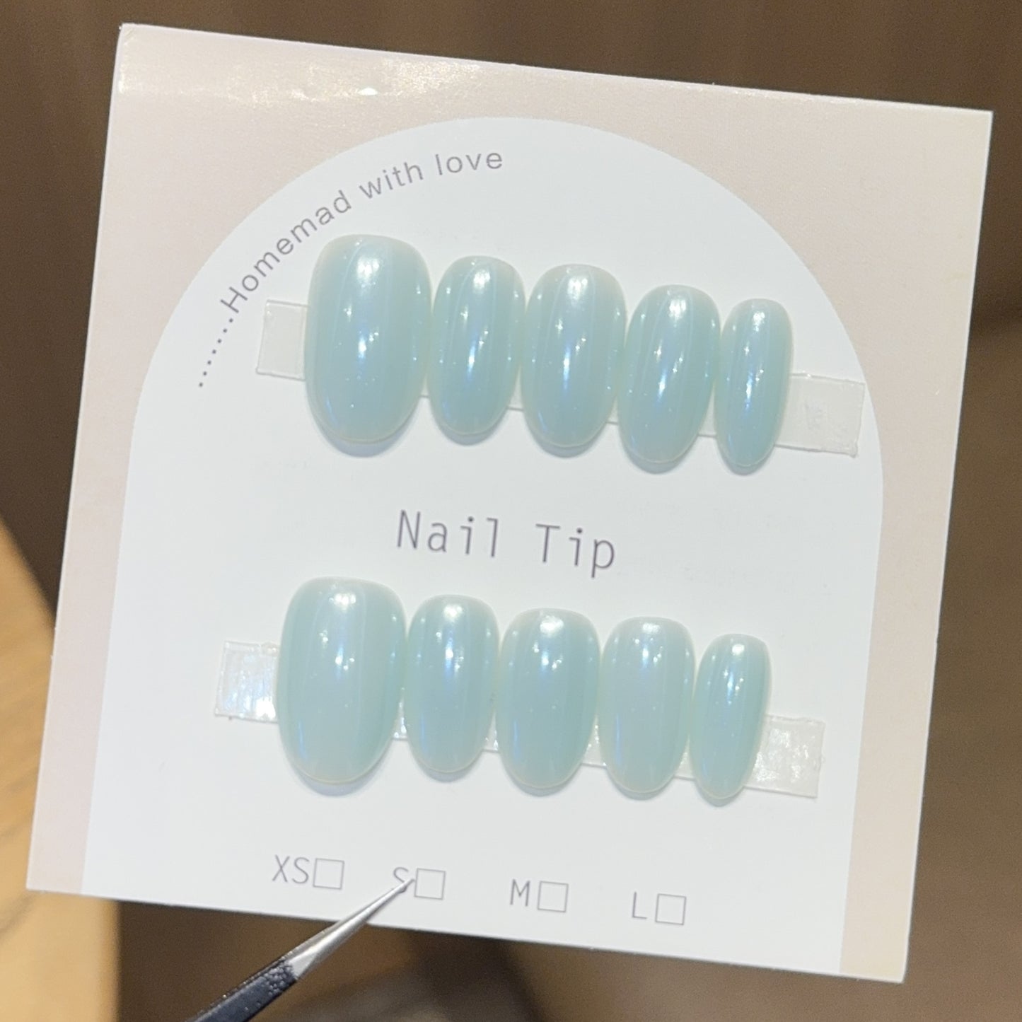 Kunstnagelspitzen mit Schimmerndem Effekt Brehn