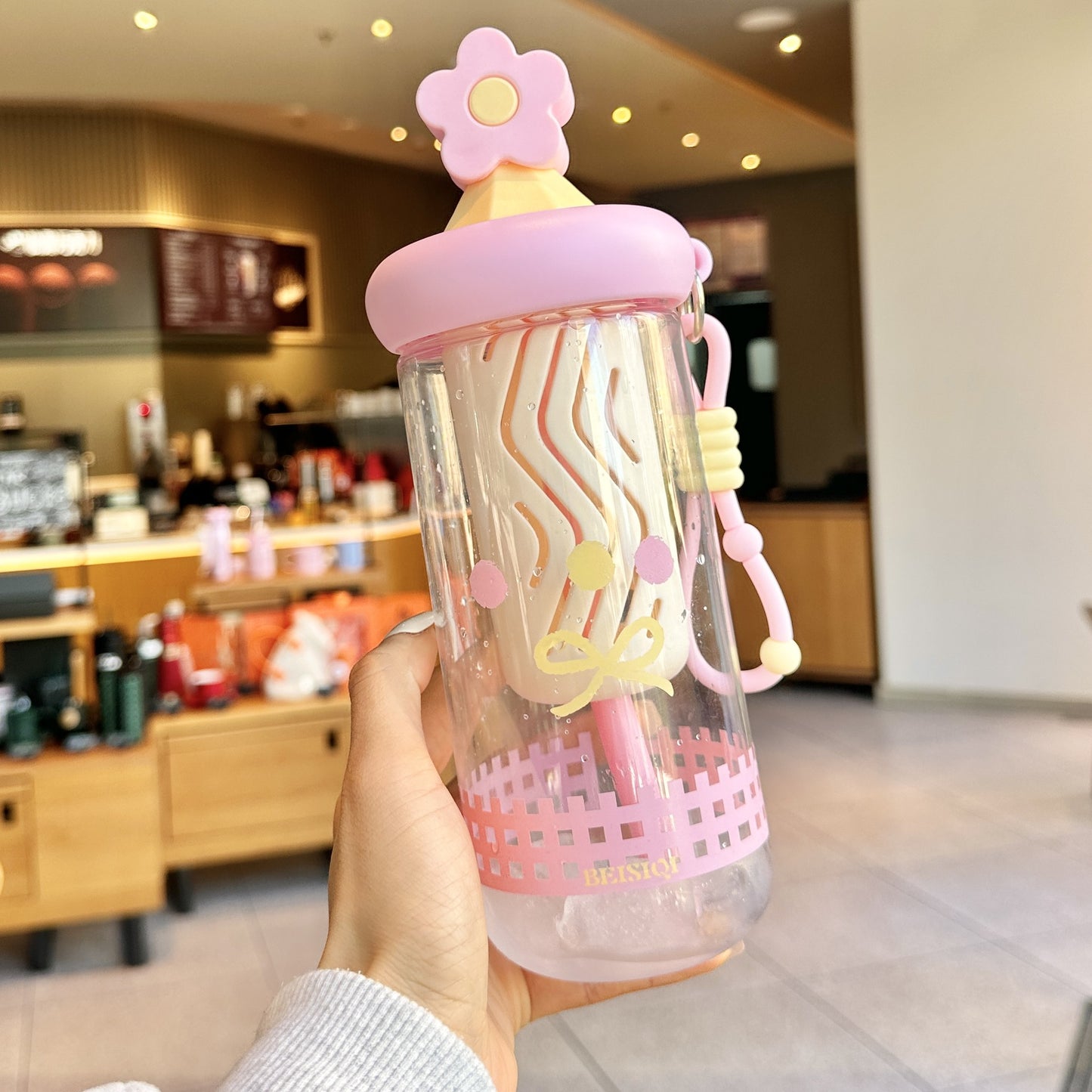 Unisex Trinkbecher mit Motiven und Silikondeckel Brehn