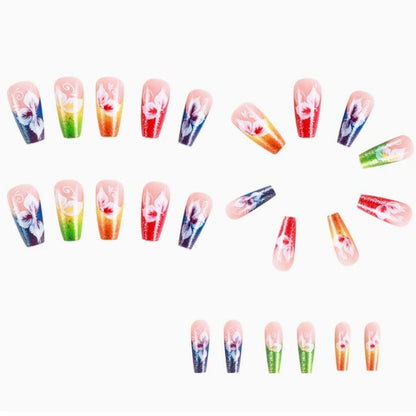 Vibrante florale Nagelkunst Verlängerungen Brehn