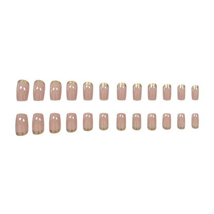 Elegante nagelkunst mit goldenem Rand Brehn