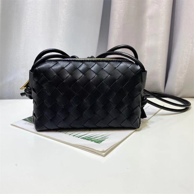 Elegante Geflochtene Umhängetasche Brehn