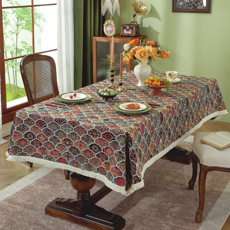 Elegante gemusterte Tischdecke