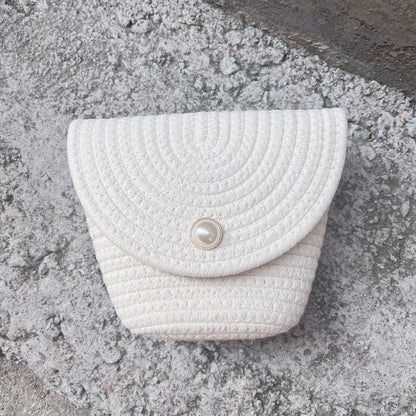 Damen Stilvolle Clutch aus geflochtenem Material Brehn