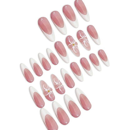 Elegantes Künstlerisches Aufkleben Nagelset Brehn