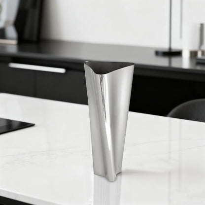 Zeitgenössische flüssige Metallvase