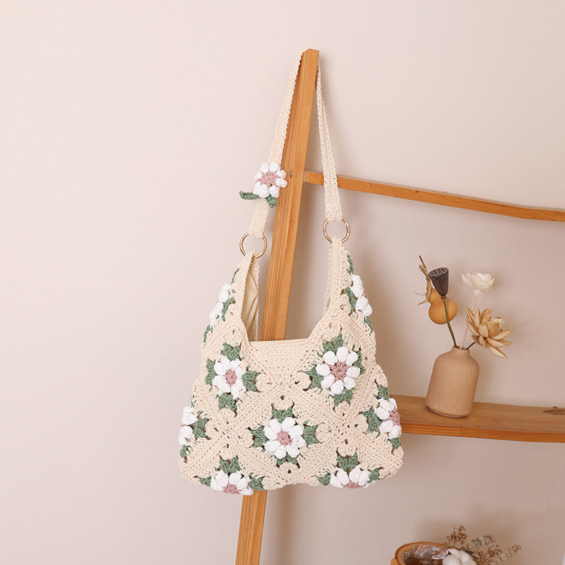 Damen Handgeknüpfte Schultertasche mit floralen Akzenten Brehn
