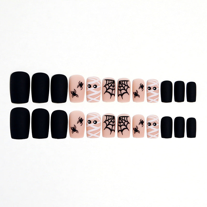 Halloween-Themed Nail Art Kit Brehn