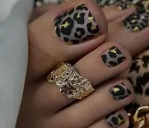 Florales Nageldesign Verbesserungen Brehn