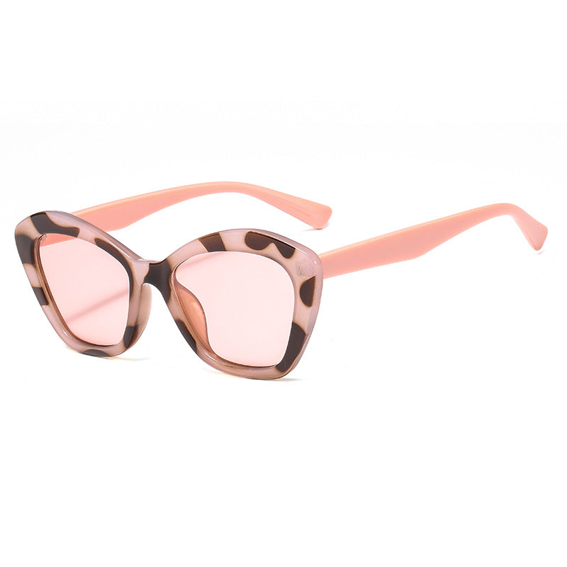 Statement Angular Frame Sonnenbrille