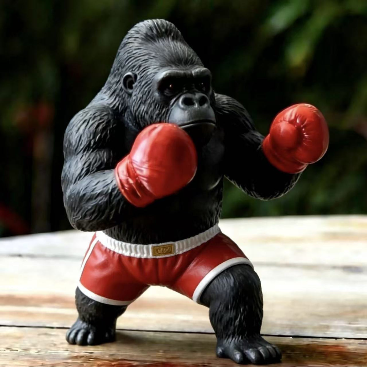 Boxende Gorilla Statue Brehn
