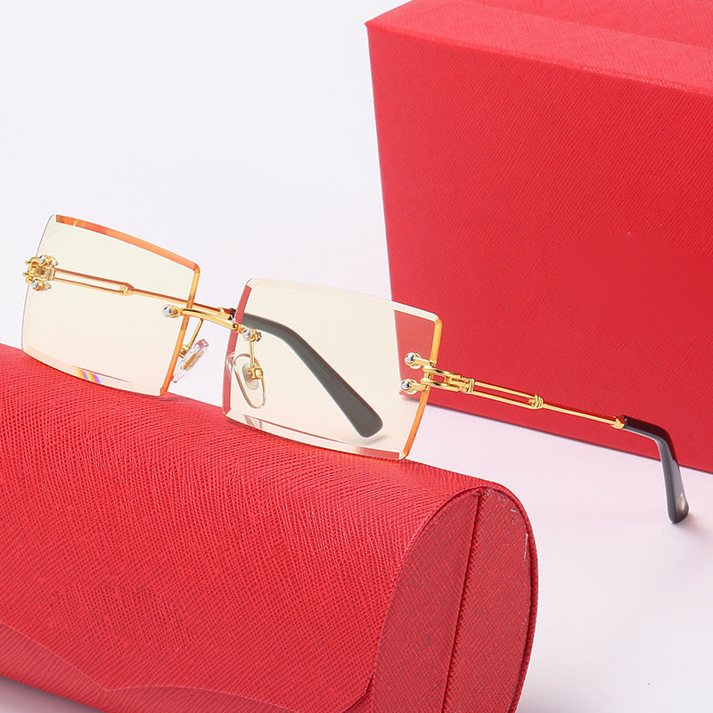 Damen stilvolle quadratische Sonnenbrille mit luxuriösen Metallakzenten Brehn