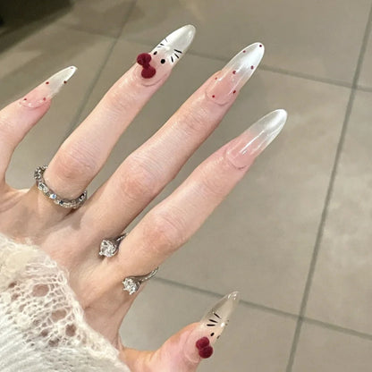 Dekoratives Press-On-Nagelkunst-Set mit Charakterdesign Brehn