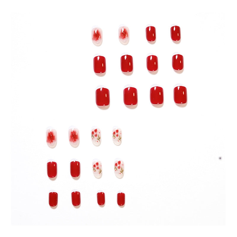 Kunstvolle Nagelkunst mit Funkelelementen und eleganten Akzenten Brehn