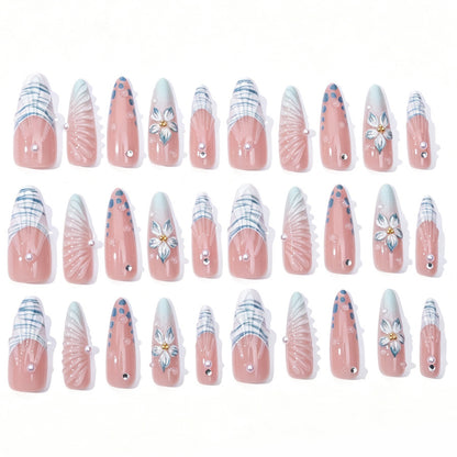 Kreatives Kunstnagelset Brehn