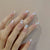 Glamouröse Nagelkunst mit holografischen Akzenten Brehn
