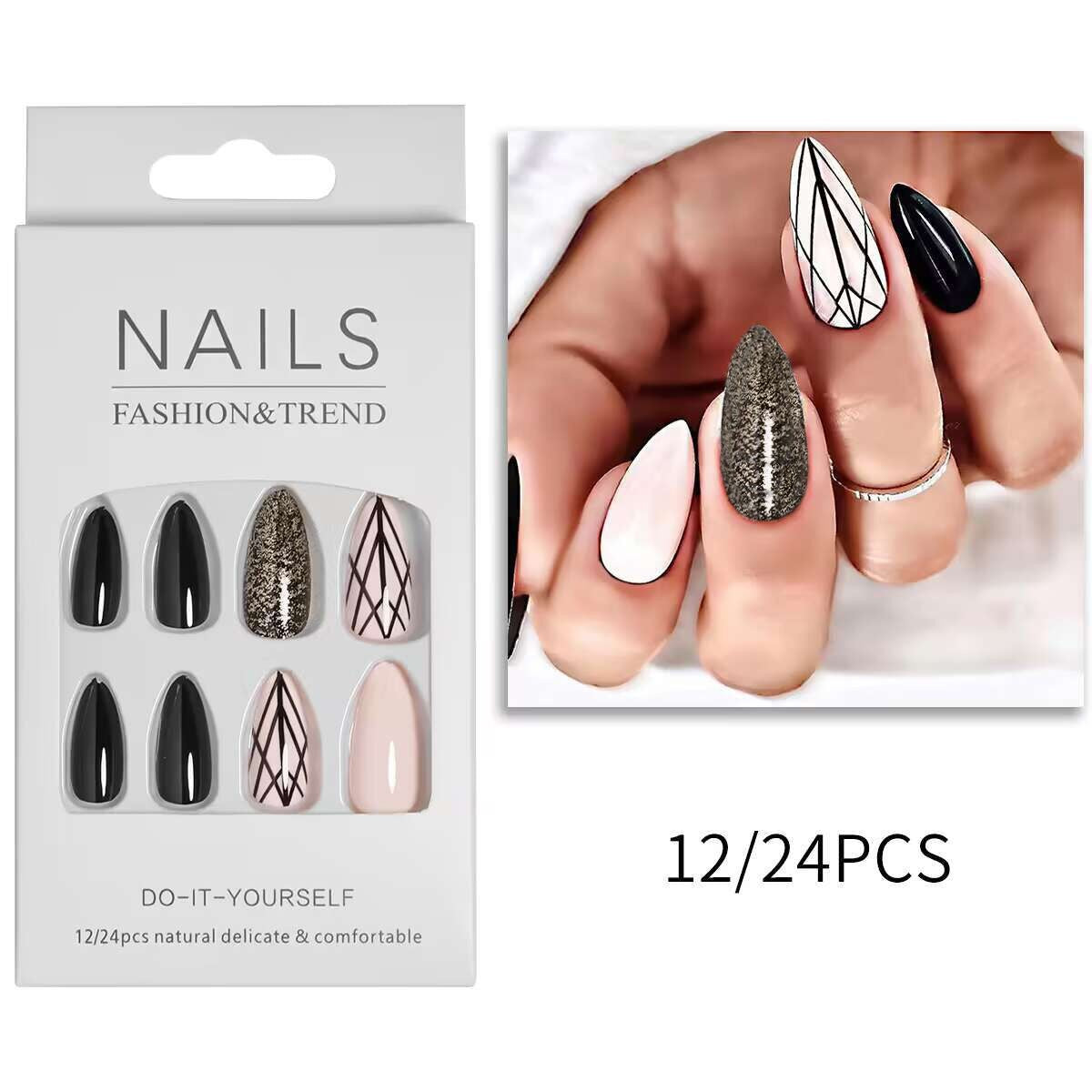 Kreatives Press-On Nageldesign Brehn