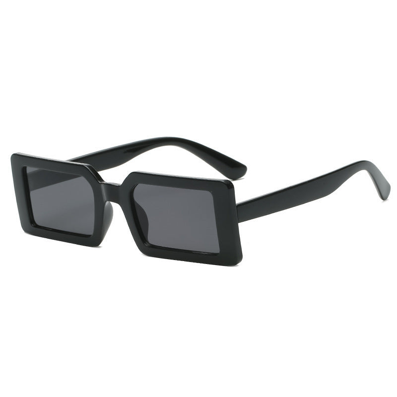 Damen modische transparente Eck-Sonnenbrille Brehn