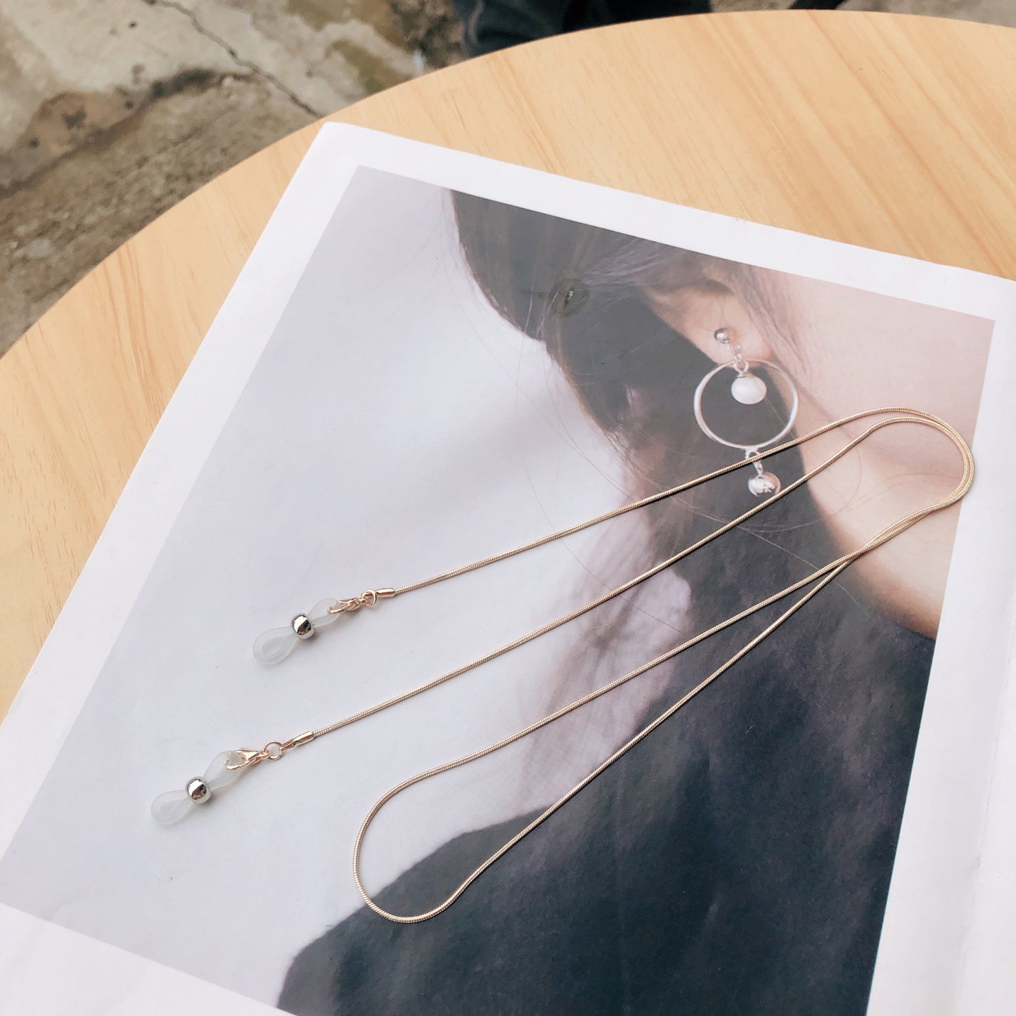 Elegante Hängende Ohrringe Halter Kette Brehn