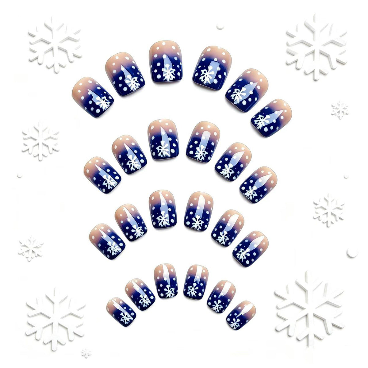 Kunstnägel mit Winterlichem Schneekristall-Design Brehn