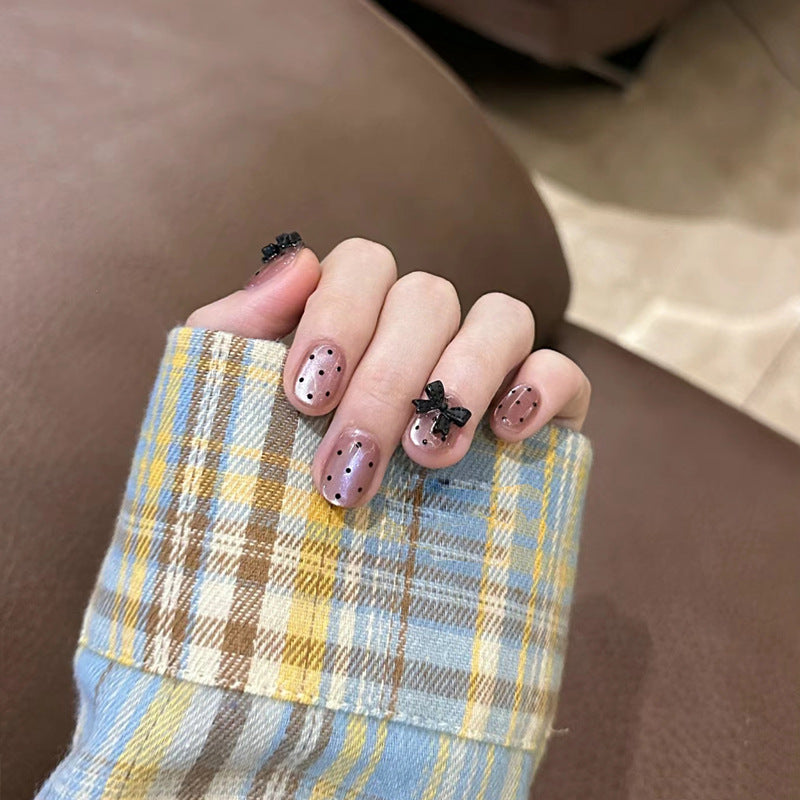 Glänzendes Nagelset Brehn