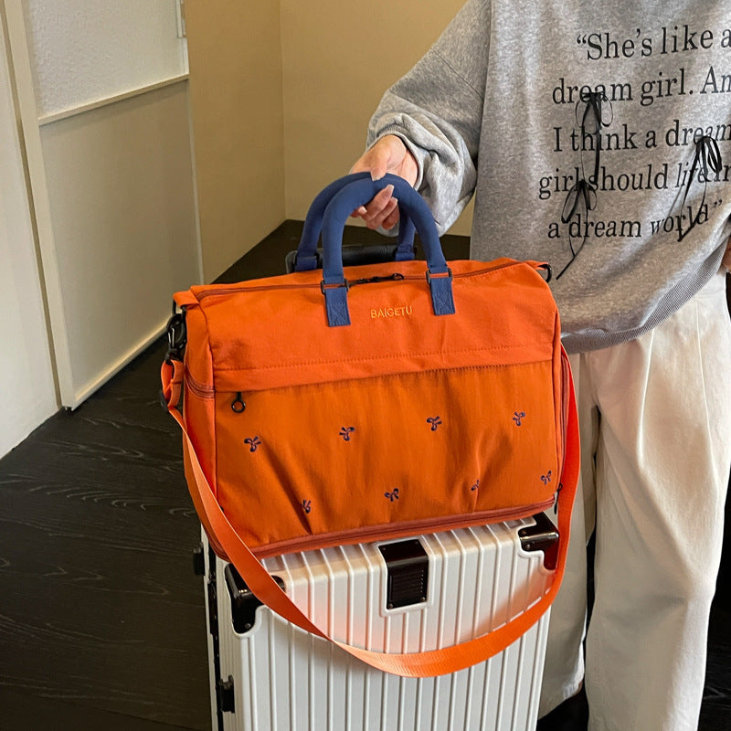 Vielseitige gestickte Duffel-Tasche Brehn