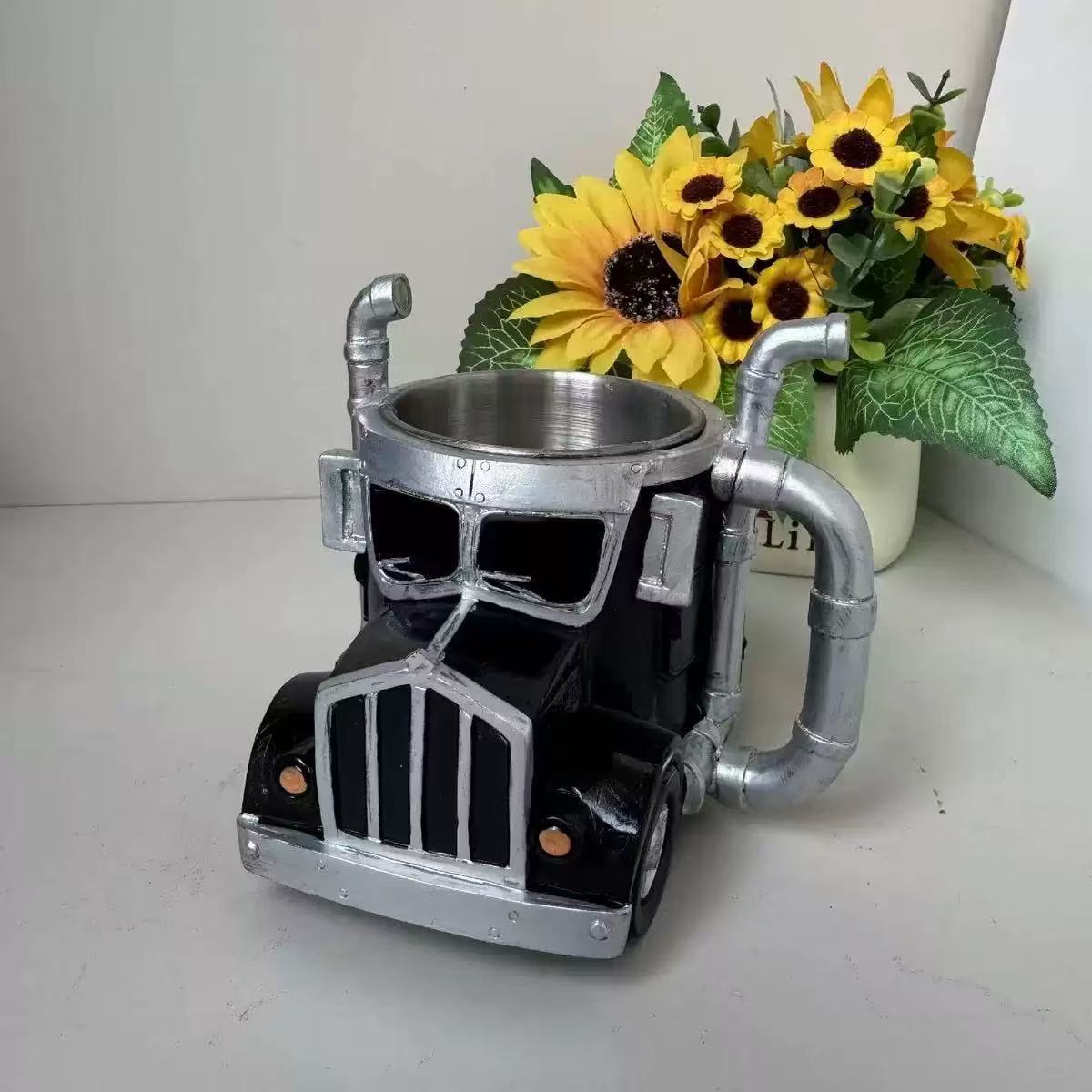 Tasse im Trucker-Design Brehn