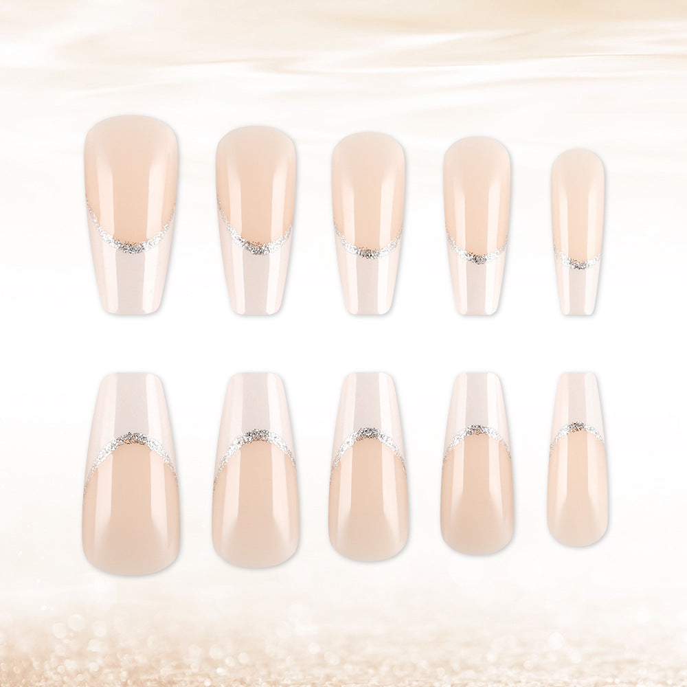 Elegantes Press-On-Nagel-Set mit Strassakzenten Brehn
