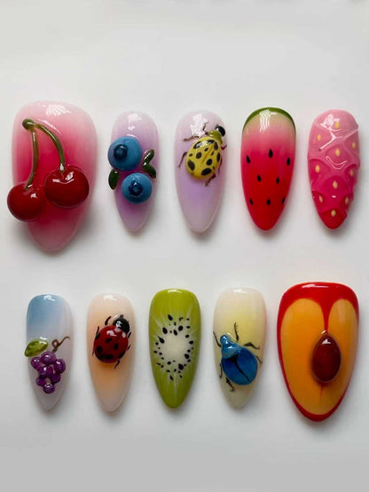 Künstlerisches 3D Obst Nageldesign Brehn