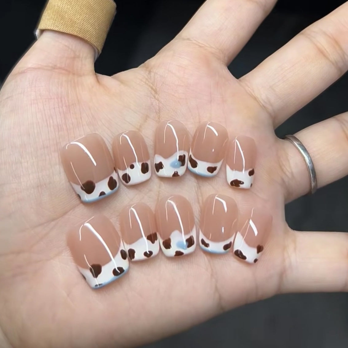 Kunstnägel mit Tierischem Design Brehn