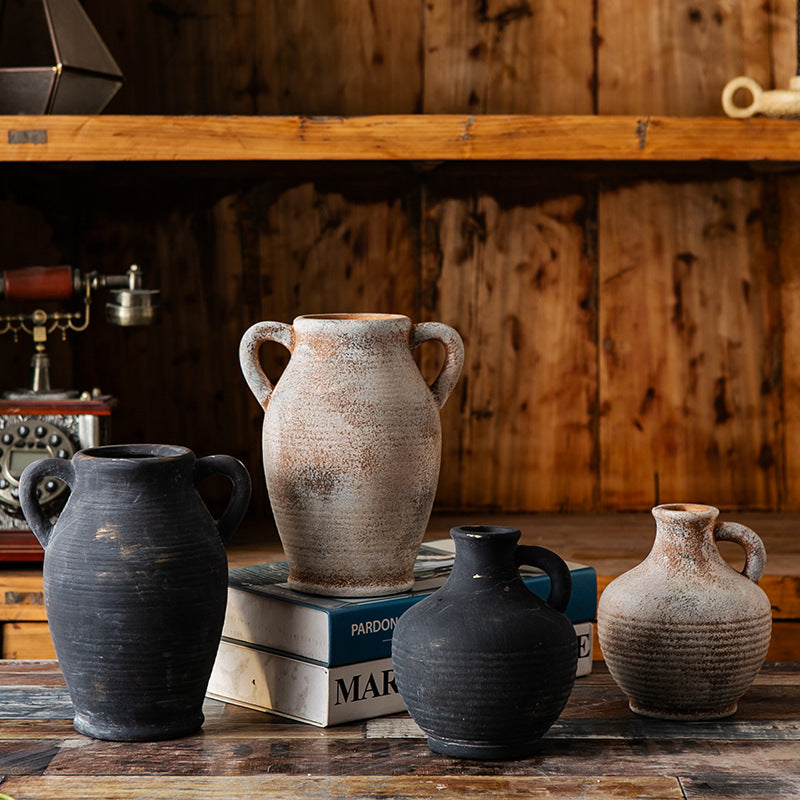 Rustikale Keramikvase mit Griffen Brehn