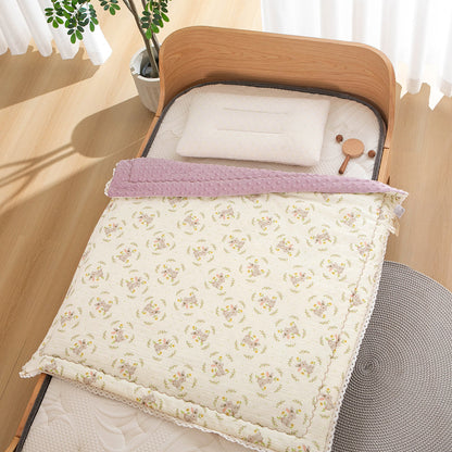 Damen Tagesdecke mit hochwertigem floralem Design Brehn
