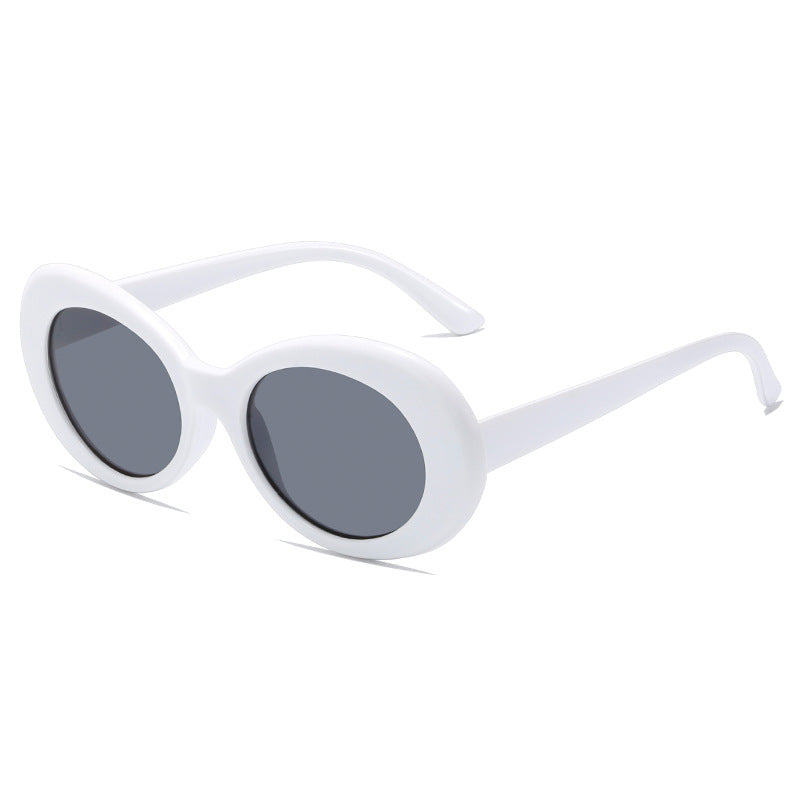 Damen Retro-inspirierte Sonnenbrille mit einem eleganten, ovalen Rahmen Brehn