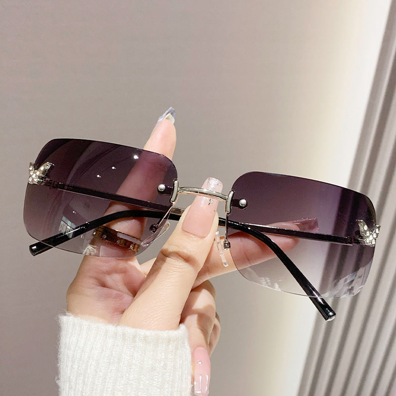 Damen elegante oversized Sonnenbrille mit gewebtem goldenen Rahmen Brehn