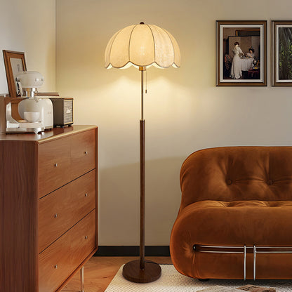 Vintage-inspirierte Stehlampe