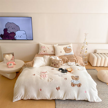Kuschel-Bettwäscheset mit gestickten Teddybär-Motiven