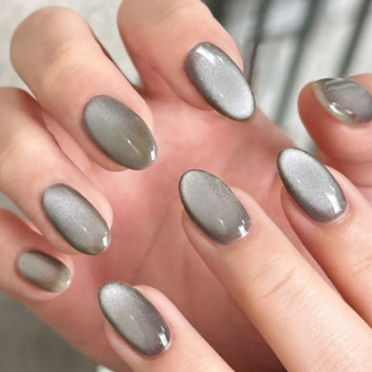 Glänzende Finish Press-On Nail Set Brehn