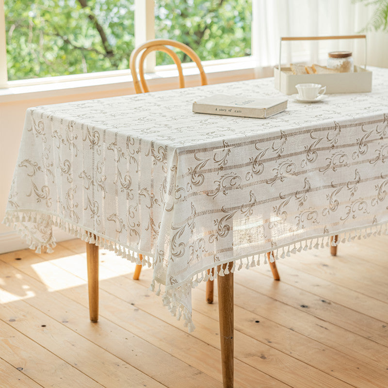 Dekorative Quasten Tischdecke