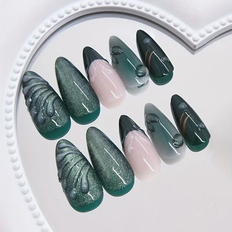 Kunstnagelset mit floralen Mustern und Ombre-Effekten Brehn