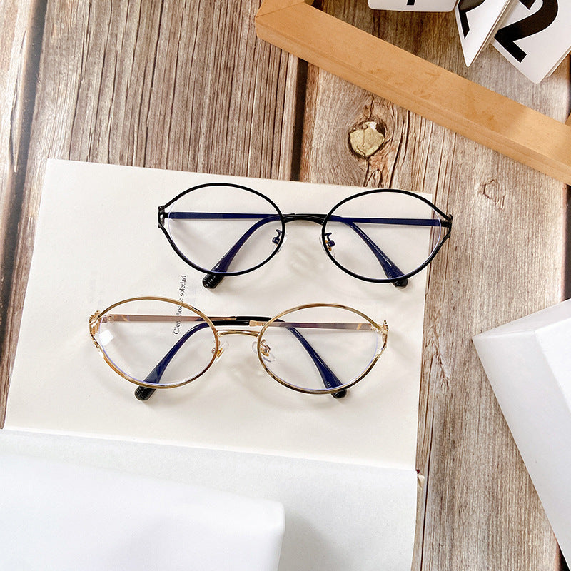 Runde Sonnenbrille mit Goldenen Akzenten Brehn