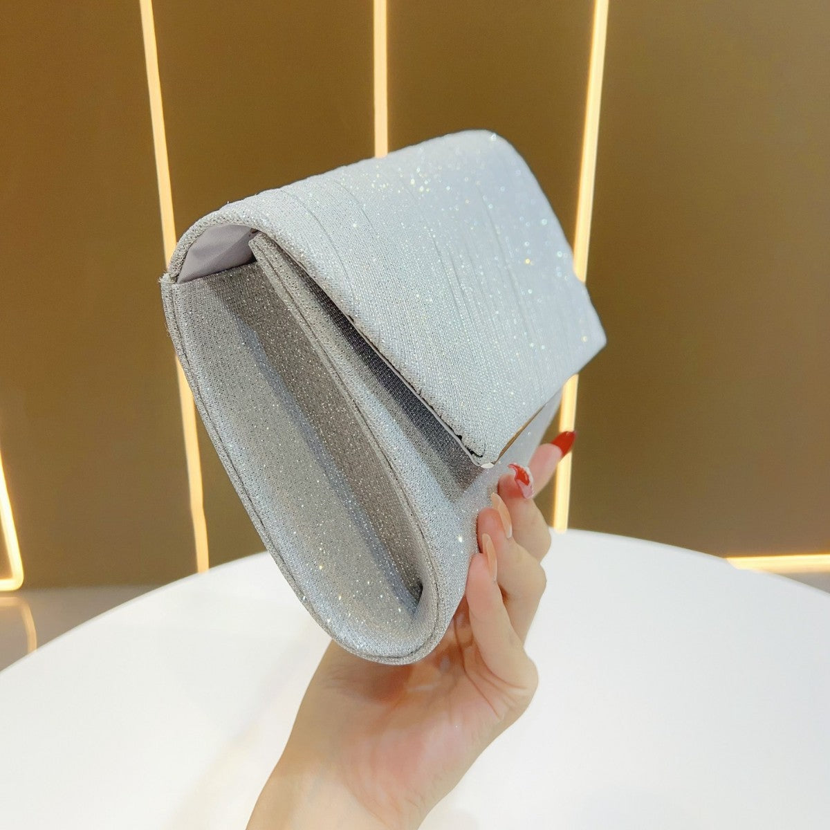 Elegante Falt-Clutch