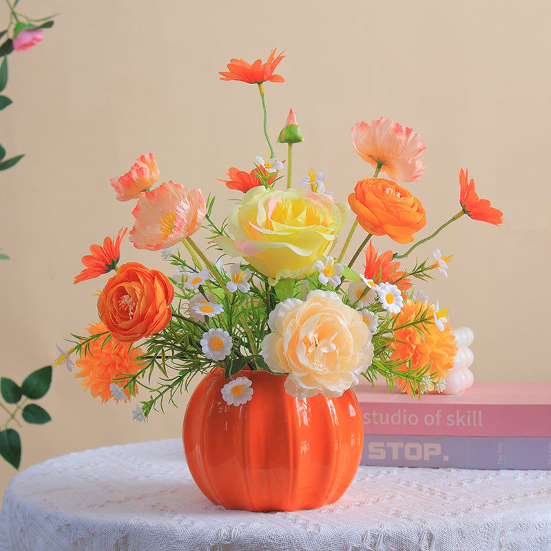 Dekorativer Kürbis Blumentopf