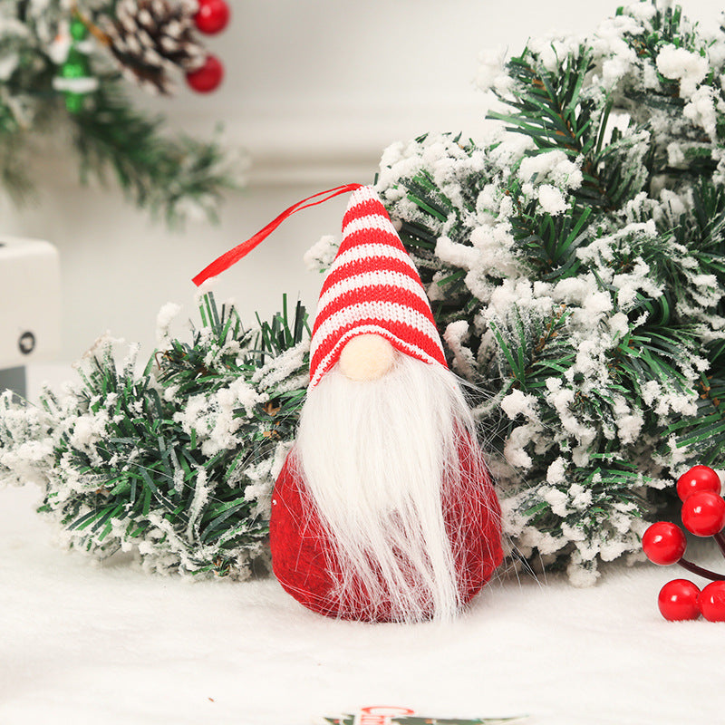 Niedliche Weihnachtsbaumdekoration im Gnom-Design Brehn