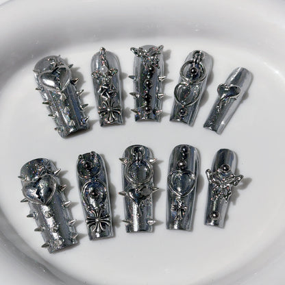 Gothic-inspiriertes metallisches Nagelkunstset