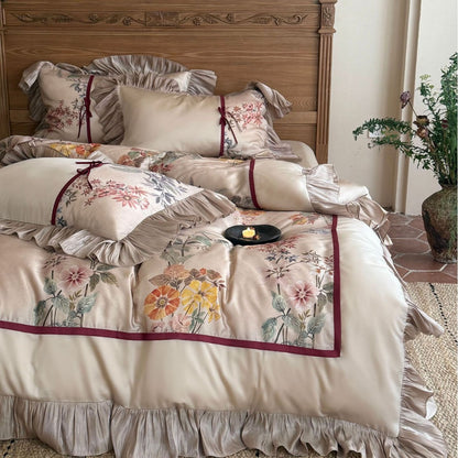 Romantisches Satin-Bettwäsche-Set mit Rüschen, Blumenstickerei und Wendefunktion