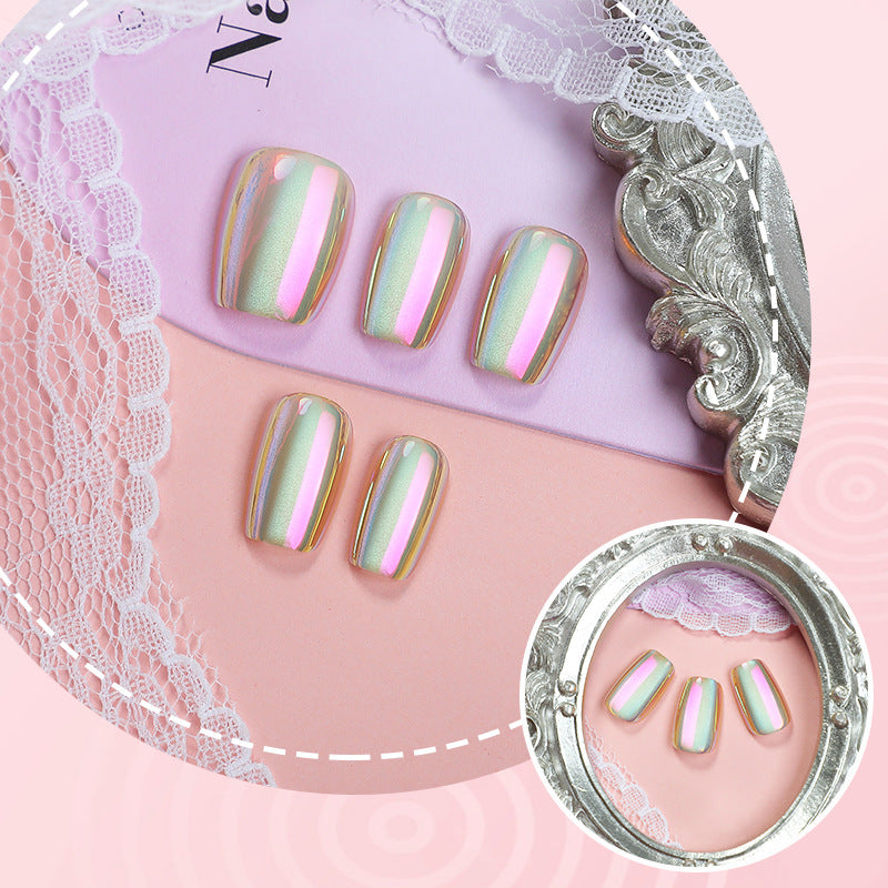 Iridescent Glänzendes Press-On Nagelset