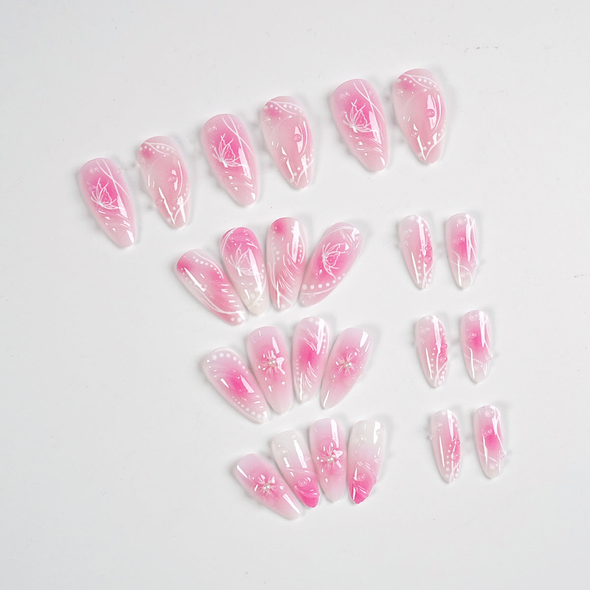 Elegantes Artikuliertes Press-On Nagelkit