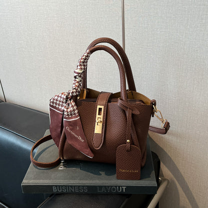 Texturierte Leder Mini Handtasche