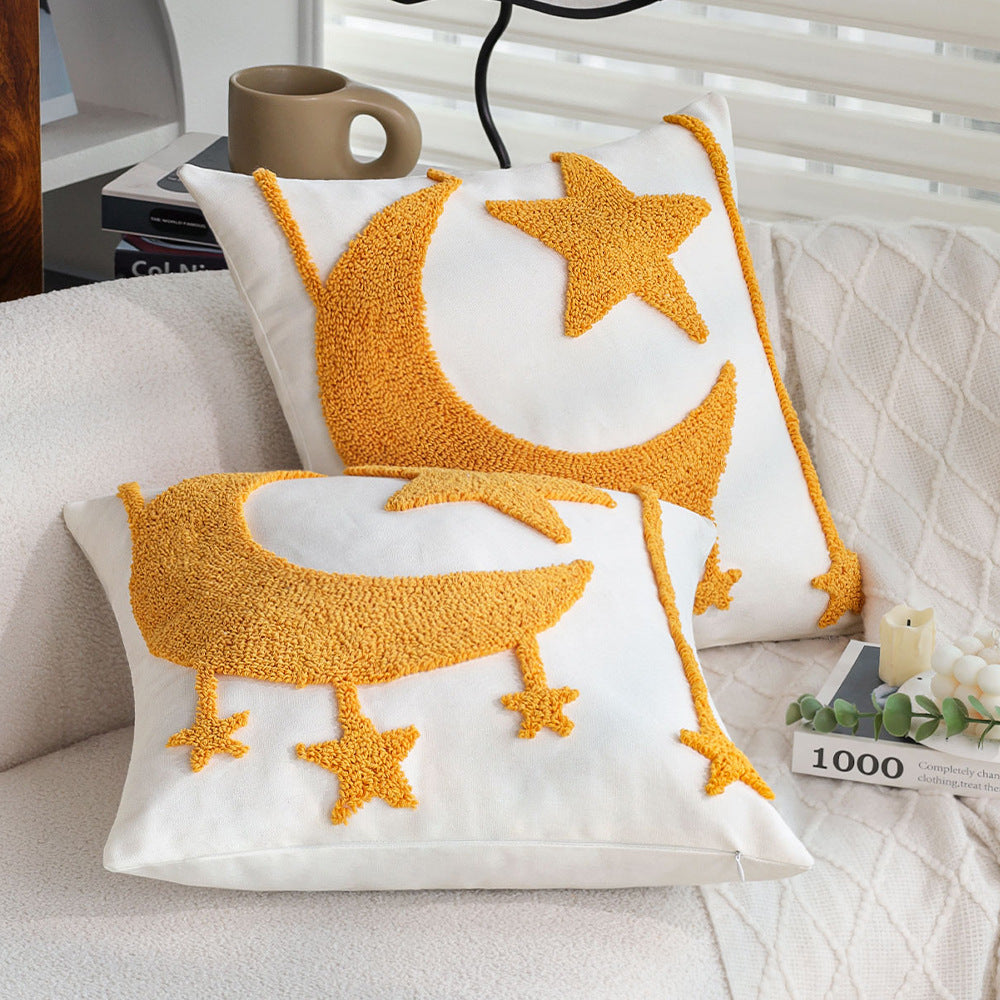 Quadratischer Kissenbezug mit reliefiertem Mond‑und‑Stern‑Tufting aus Chenille Brehn