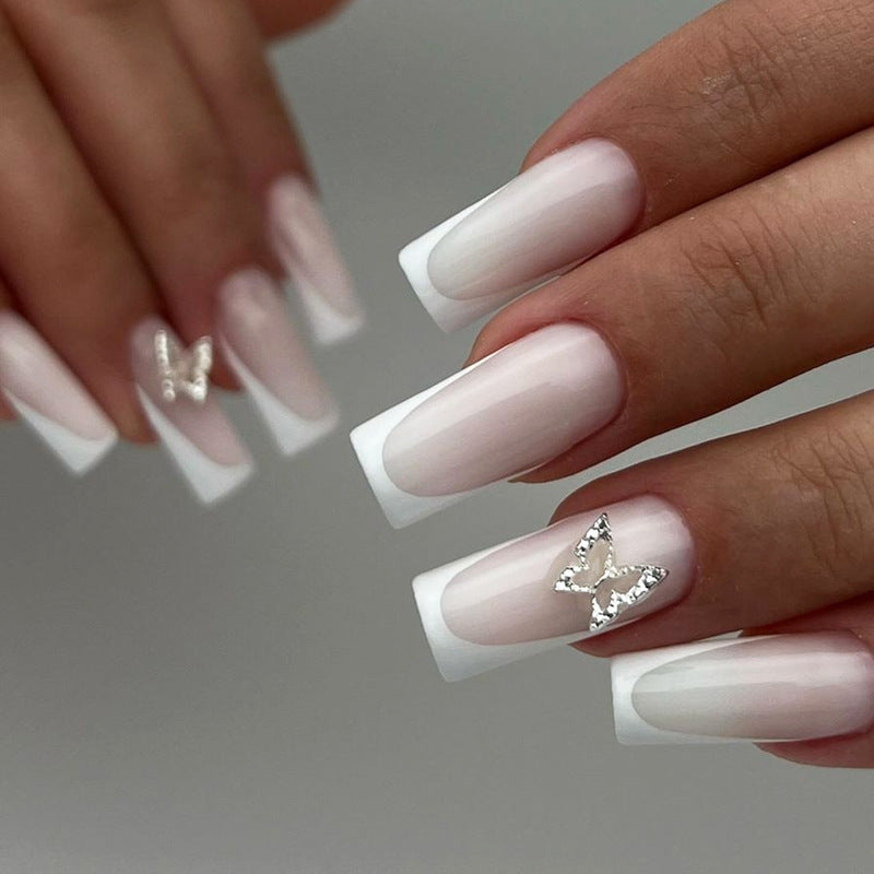 Premium Dekorative Press-On Nagelset mit Eleganten Schmetterlingsakzenten Brehn